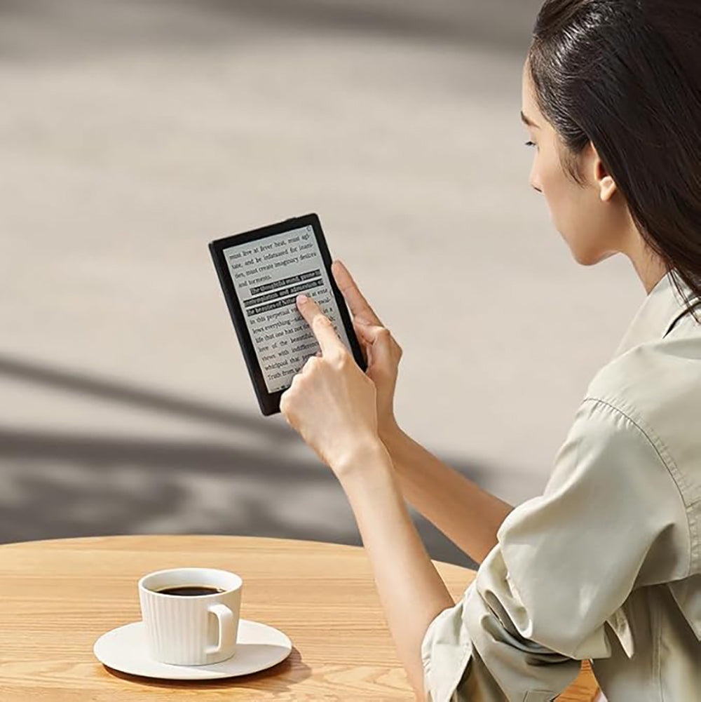 E-book Reader 8.2inch Glare-Free Touchscreen WithAdjustable Brightness Wi-Fi E Ink Technology 64GB of Storage